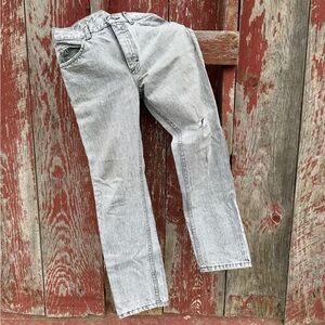 VINTAGE LEE GREY WASH DISTRESSED DENIM MOM JEANS